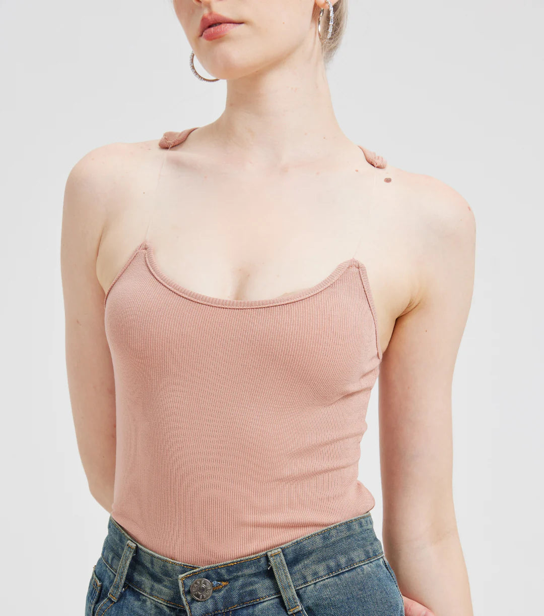Το Illusion Strapless Top — Όπου το Σέξι Συναντά το Αβίαστο