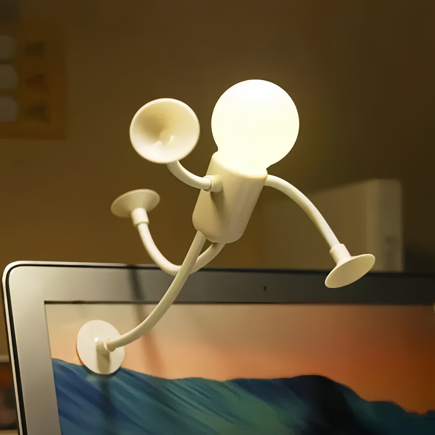 The Sportsman Lamp – Your Playful Lighting Companion