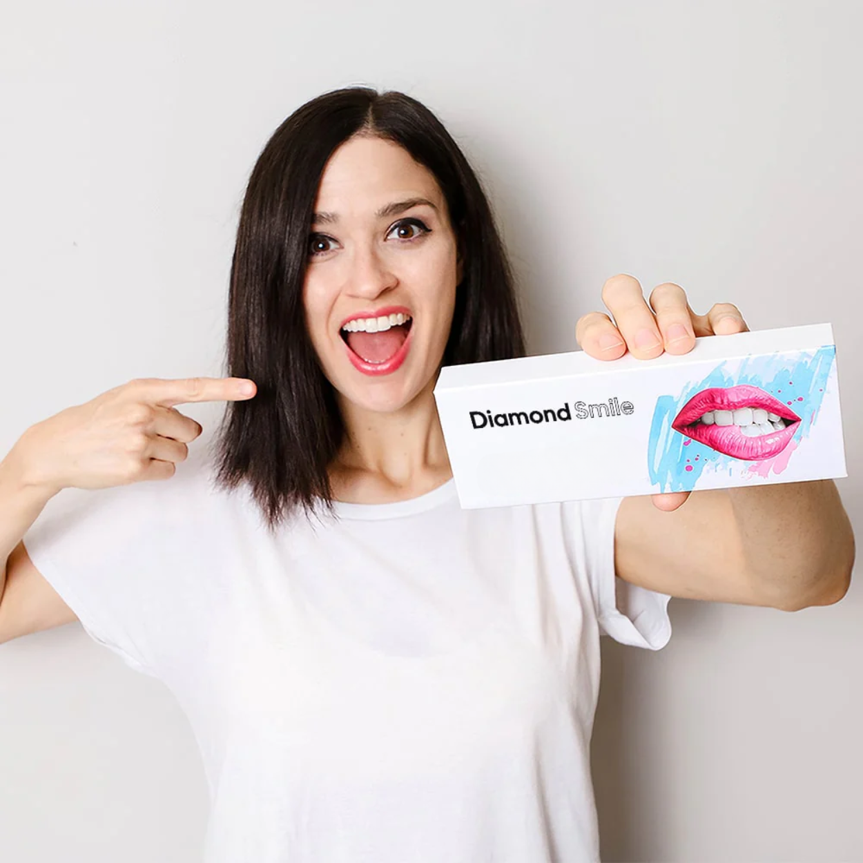 Stylo de blanchiment des dents par correction des couleurs