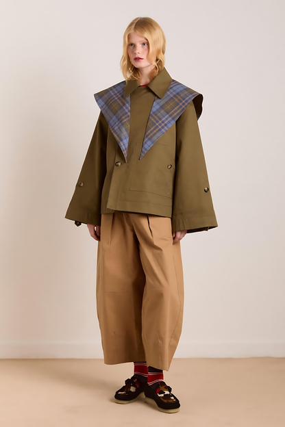 Jerry Crop Trench – Reversible Design for the Fearlessly Stylish ✨